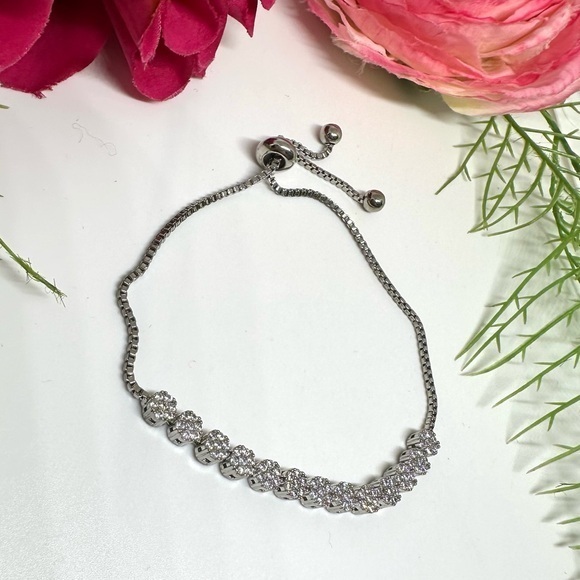 Saval Jewelry Jewelry - NEW⚜️Rhinestone Embellished Drawstring Bracelet